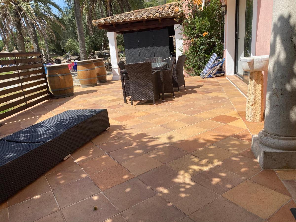 Puerto De Pollensa Villas And Apartments, With Private Mountain Ideal For Runners, Trailers,Near Puerto Pollensa Beach Approximately 5 Minutes Walking, Unique Experience In A Ullal Old Typical Mallorca House With Private Mountain And Near To The Beac Eksteriør billede