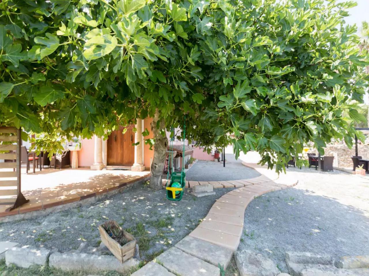 Puerto De Pollensa Villas And Apartments, With Private Mountain Ideal For Runners, Trailers,Near Puerto Pollensa Beach Approximately 5 Minutes Walking, Unique Experience In A Ullal Old Typical Mallorca House With Private Mountain And Near To The Beac Eksteriør billede